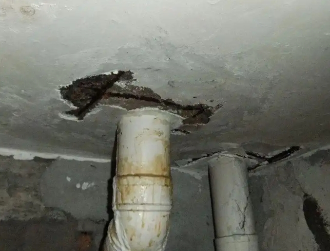 昌邑卫生间漏水维修公司浅析昌邑卫生间渗水维修的方法